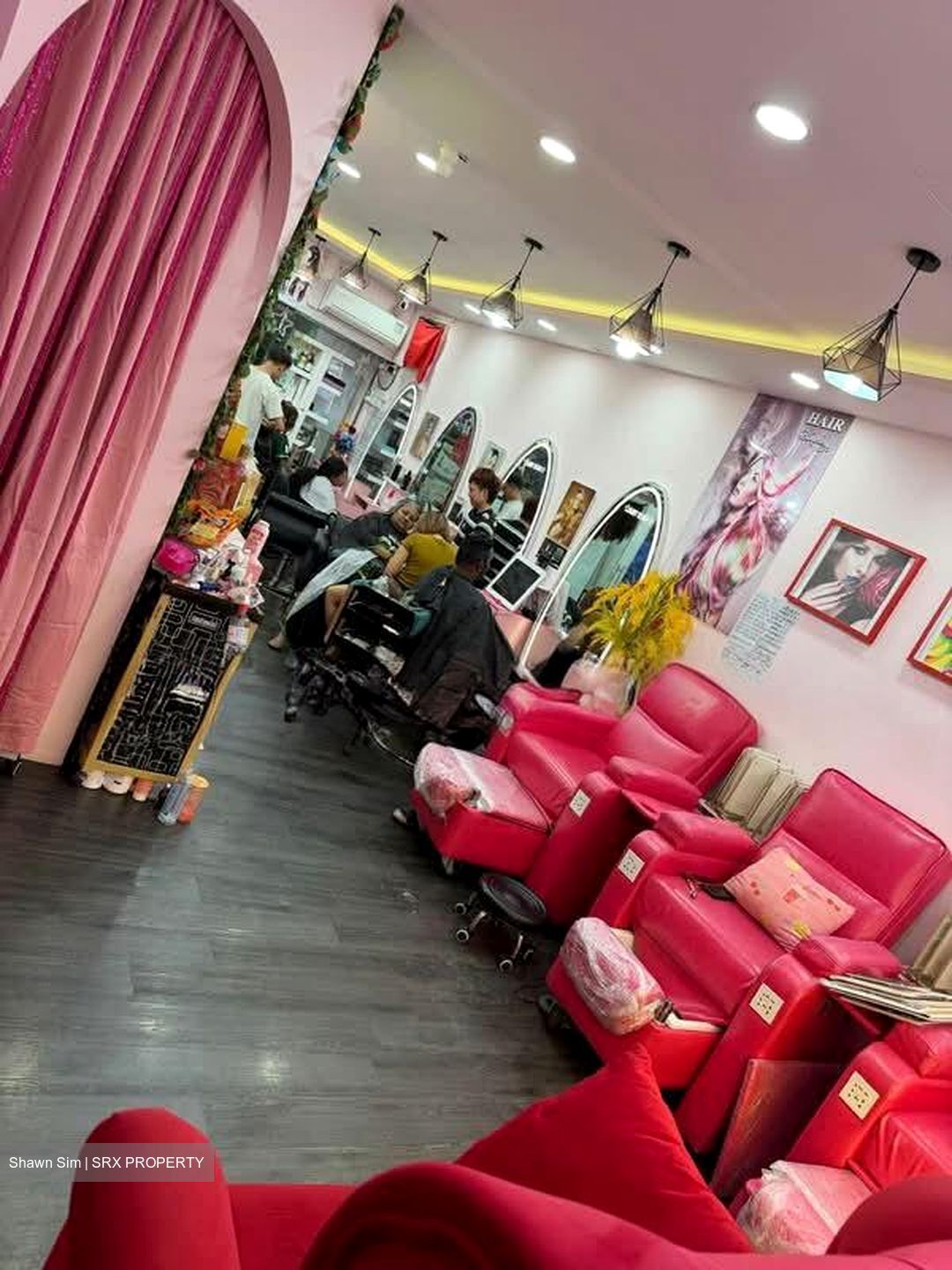 Chong Pang City (D27), Shop House #567472651